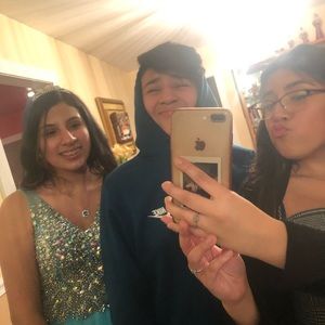 Meet your Posher, Vicky